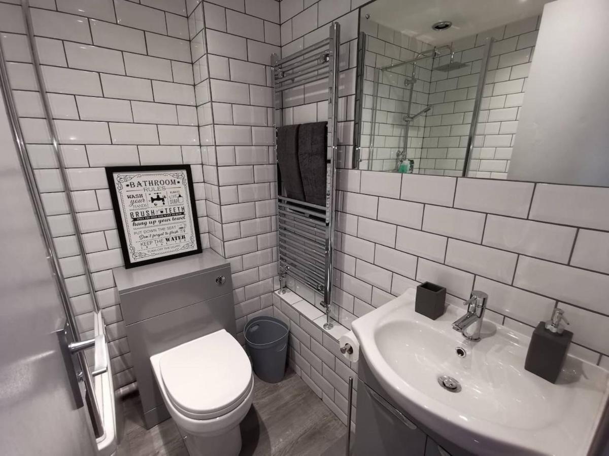 Suburban 2-Bed, Entire Home, Free Parking, Maidstone, Kent Uk Boxley Ngoại thất bức ảnh