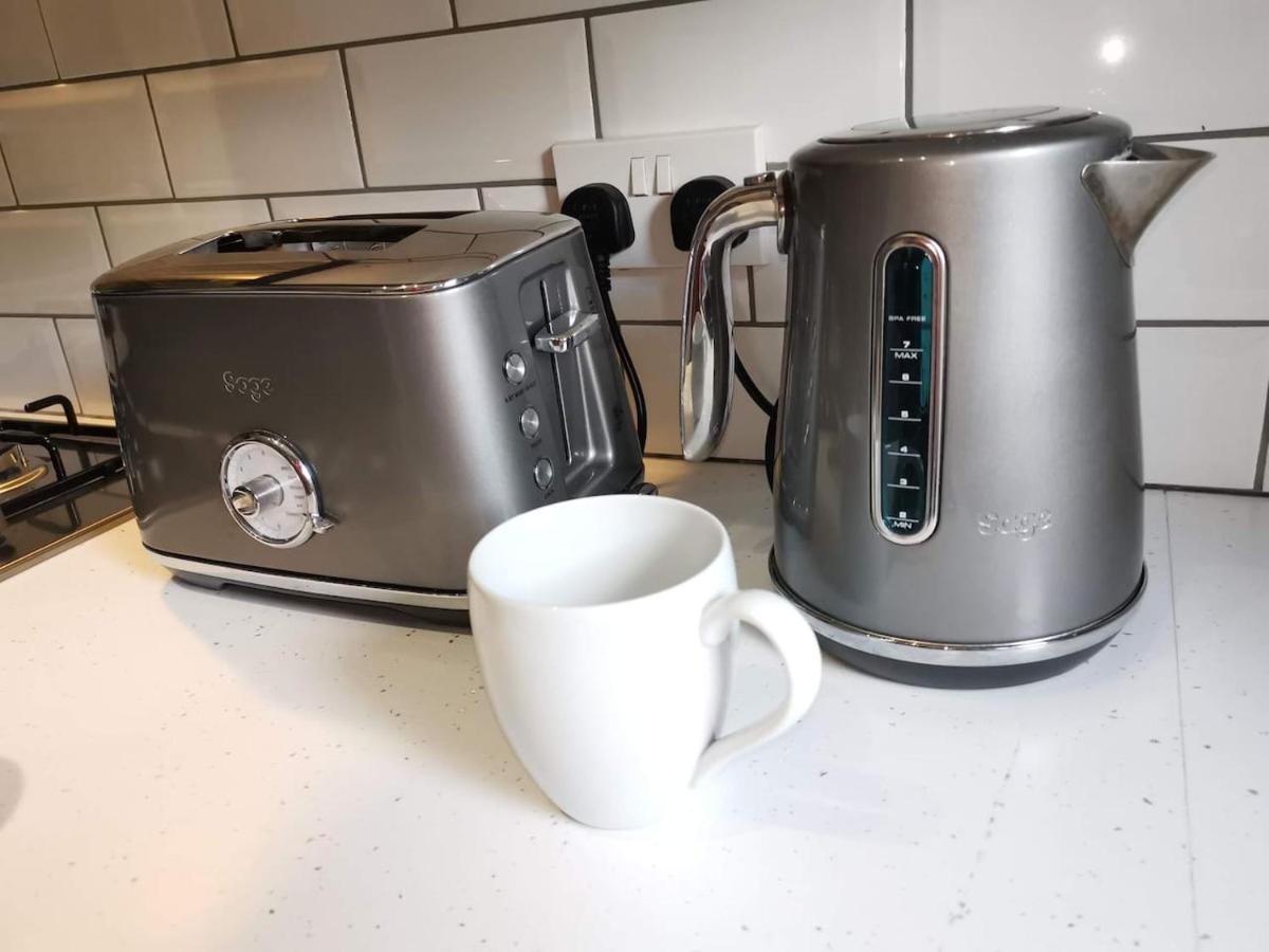Suburban 2-Bed, Entire Home, Free Parking, Maidstone, Kent Uk Boxley Ngoại thất bức ảnh